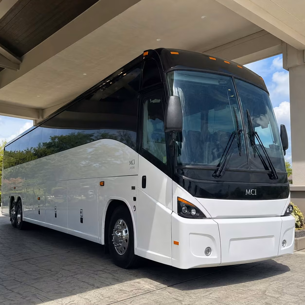 airport transfers for sports teams tour groups and special events in dallas