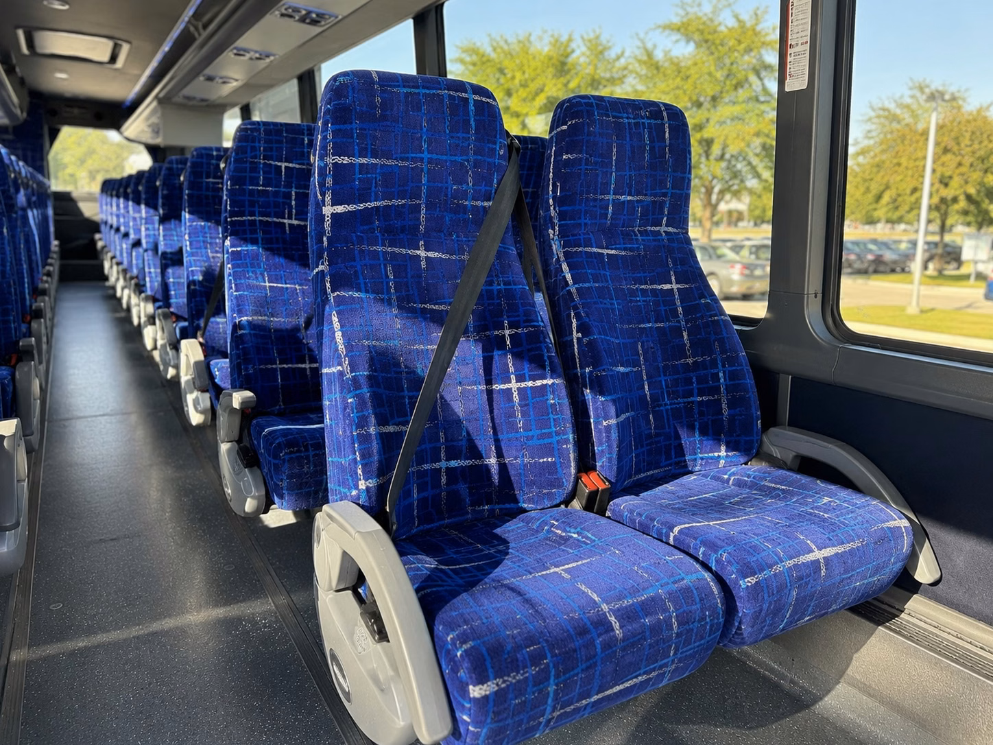 charter buses for large dallas prom groups and multi school coordination
