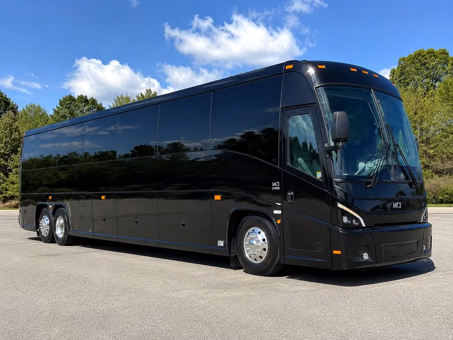 dallas employee shuttle services that keep your team moving