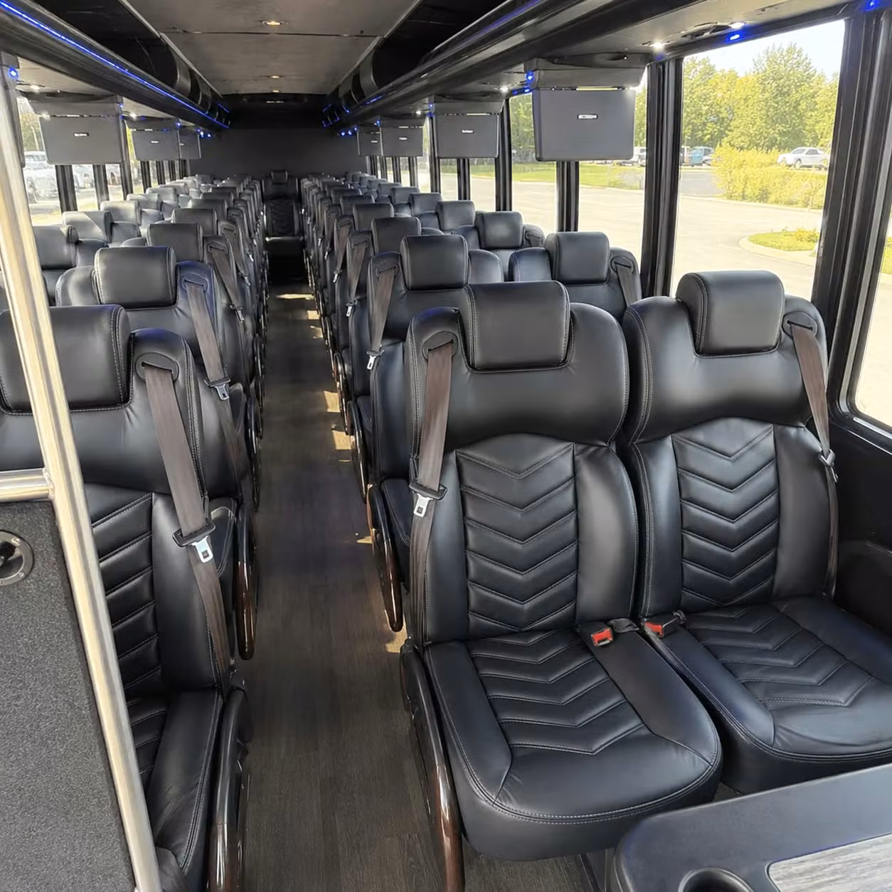minibus rentals for smaller dallas prom groups that want the private experience
