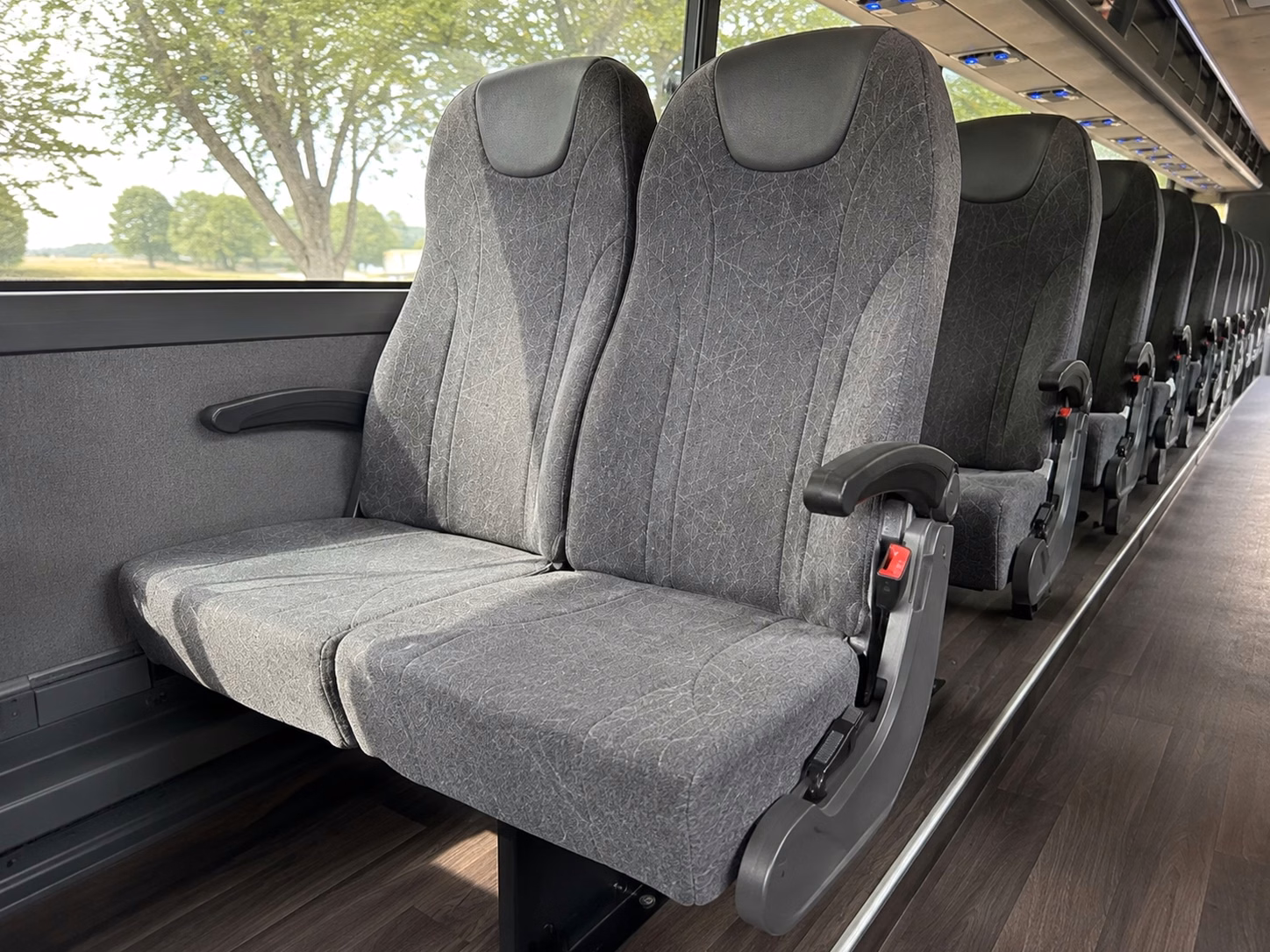texas rangers charter buses to globe life field